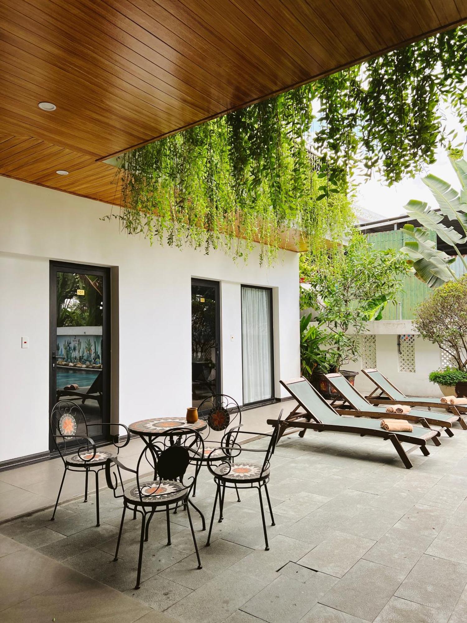 Hoianese Lip Lip Pool Hotel Hoi An Exterior photo